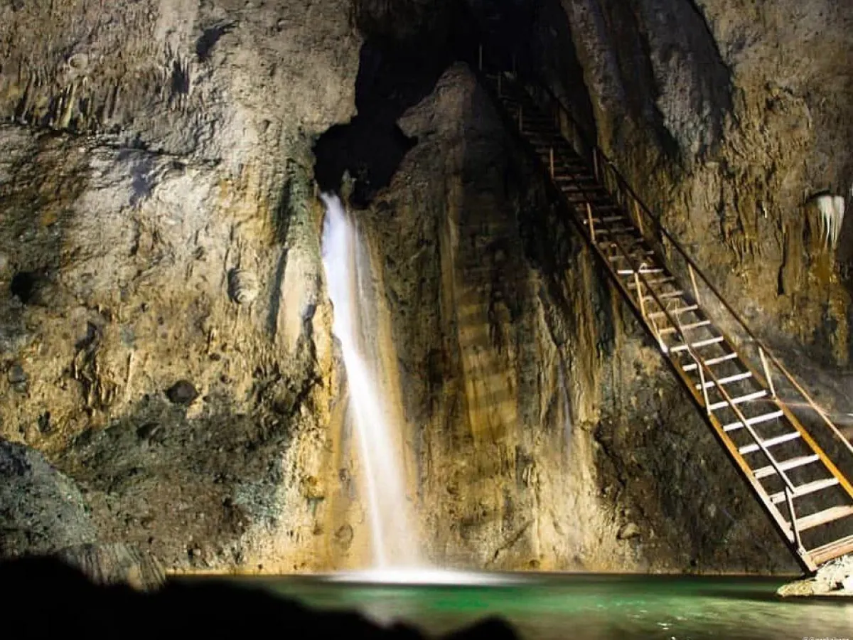 Alapeshwor Waterfall